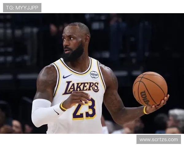 詹姆斯突破历史纪录领衔湖人逆袭取胜，东部劲旅迎来伤病挑战