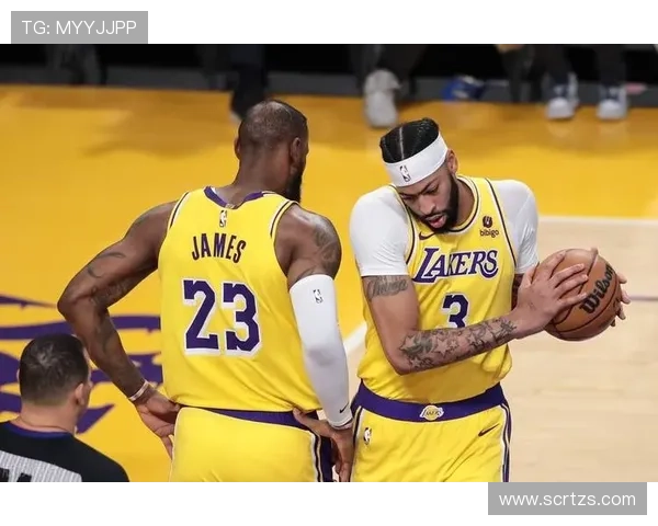 詹姆斯领衔湖人队新赛季备战计划，安东尼戴维斯伤情恢复进展显著